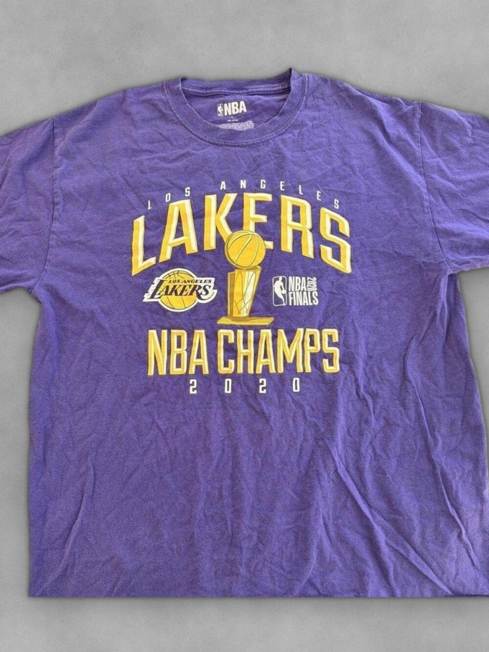 NBA Lakers 2020 Champions tee, purple
